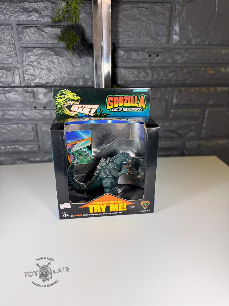 TRENDMASTERS Godzilla King of the Monsters Vintage Terrifying Roar Action Figure with Trading Card