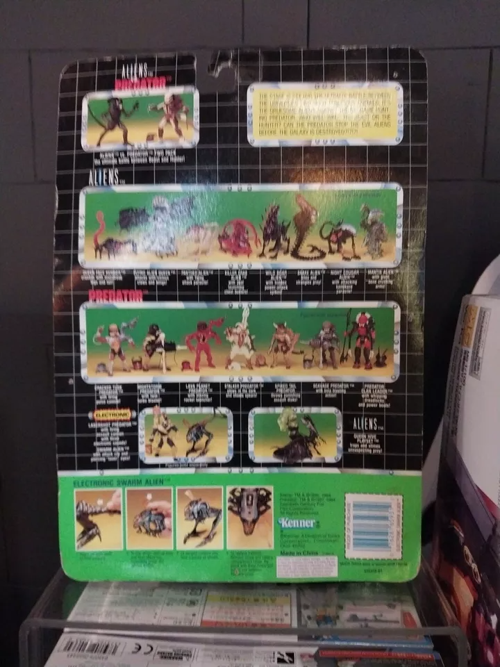 Vintage 1994 Kenner Aliens Electronic Swarm Figure W/ Attack Cry & Laser - NEW -