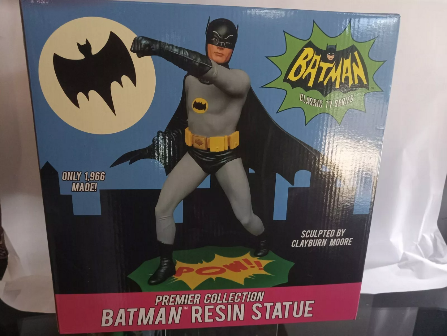 Batman Resin Statue Premier Collection 1966 Clayburn Moore numbered 0261/1966