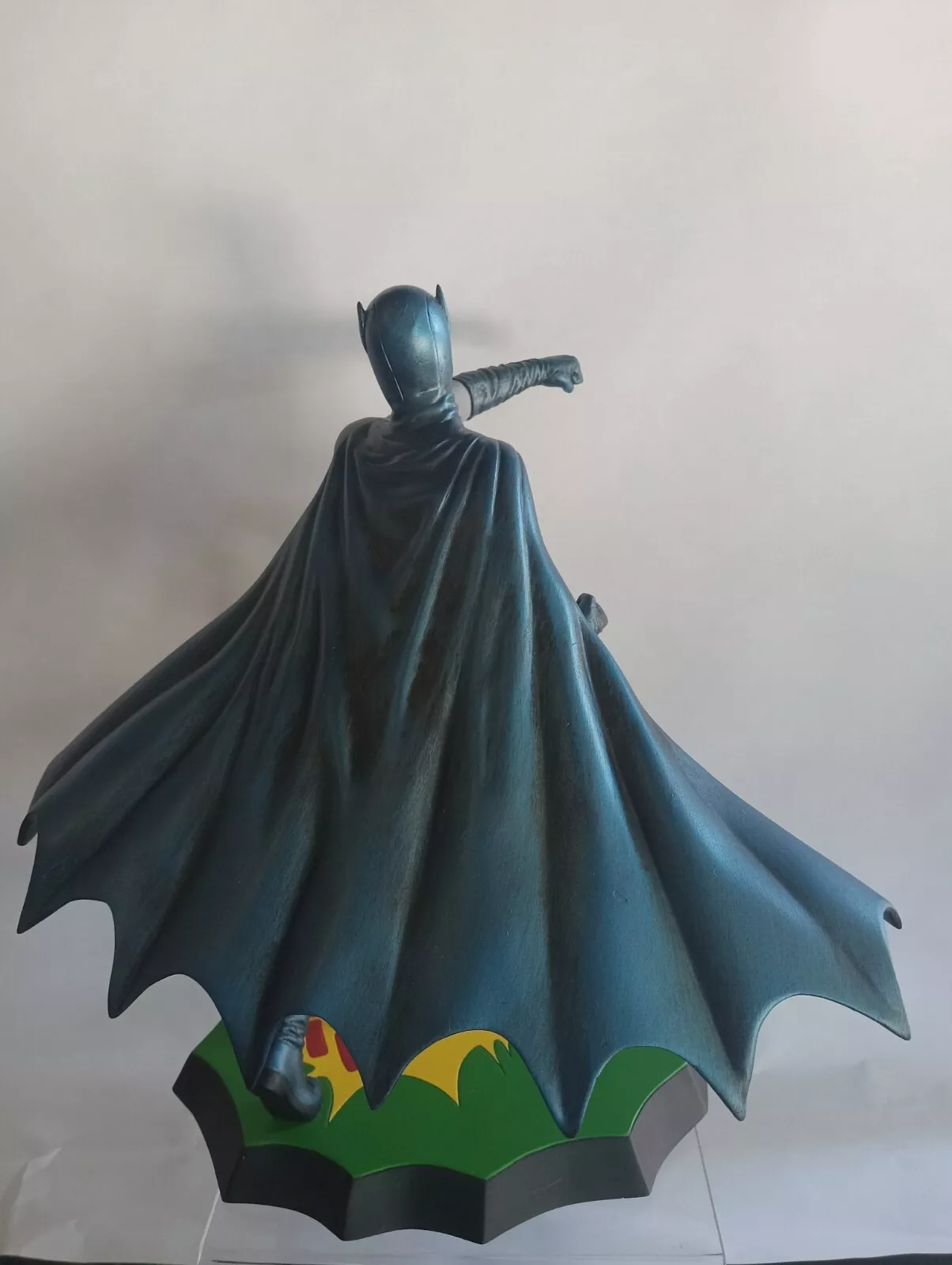 Batman Resin Statue Premier Collection 1966 Clayburn Moore numbered 0261/1966