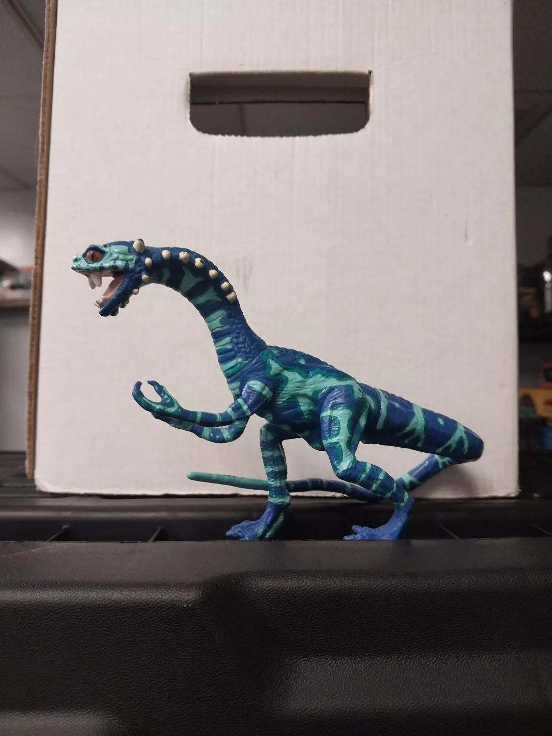 Vintage Playmates 1996 Primal Rage Vertigo Blue Atari Games Dinosaur Figure only