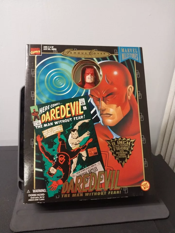 Toy BIz Marvel Milestones Famous Cover Series Daredevil 7" Action Figure NEW