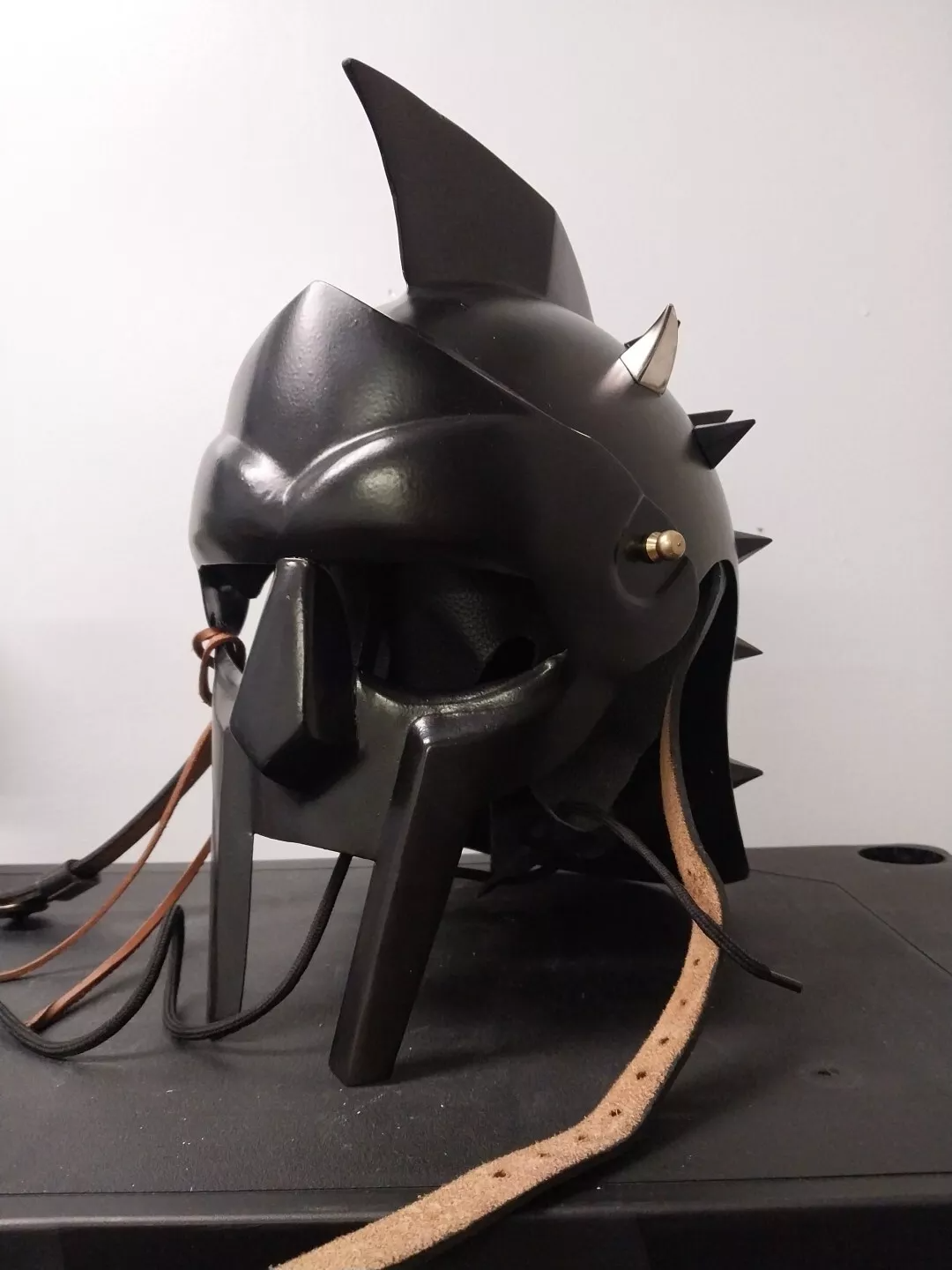 US Gladius Authentic Arena Series Crested Spiked Helmet