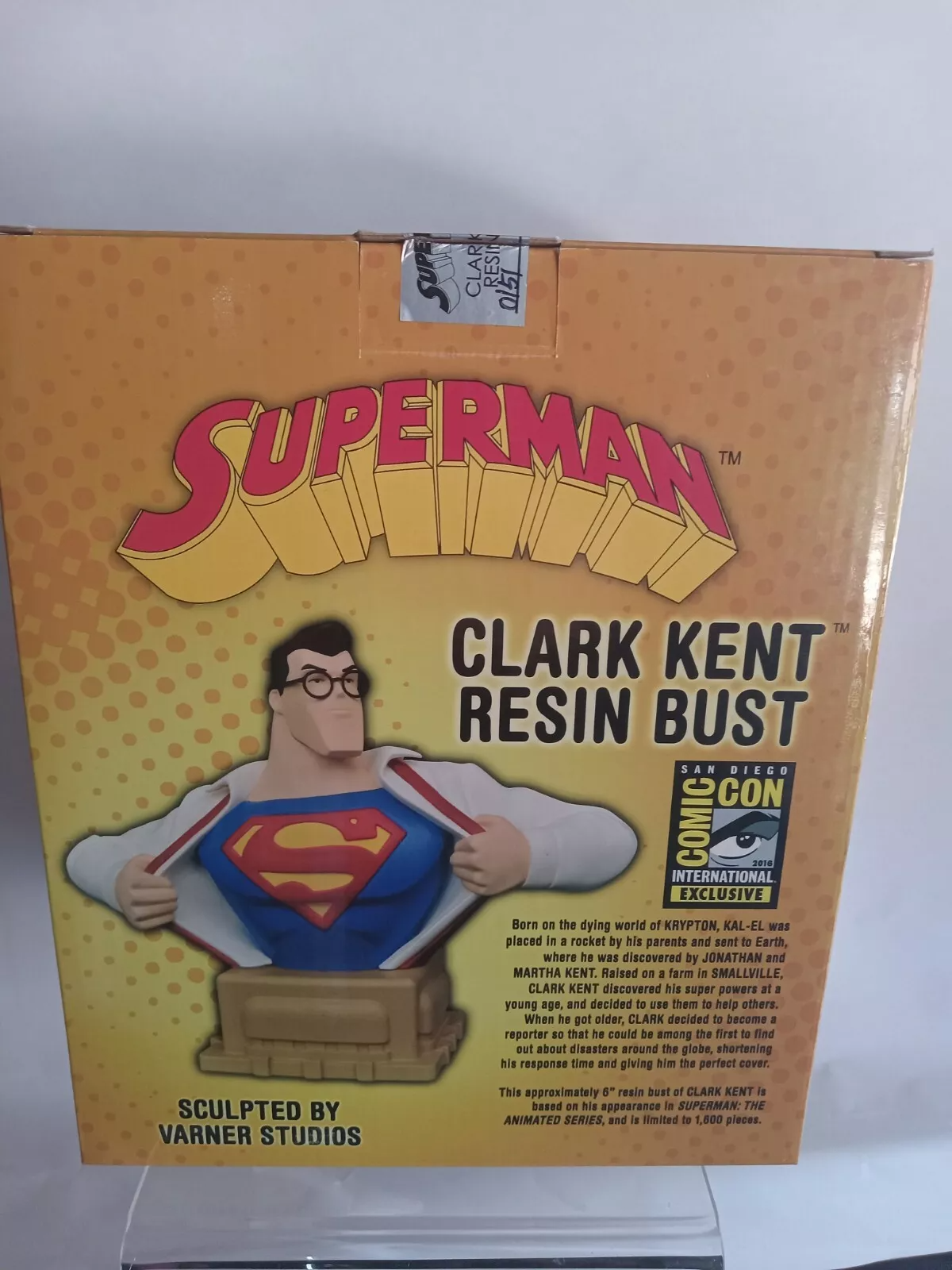 Diamond Select SDCC 2016 International Exclusive Clark Kent Bust Number 0151/1600