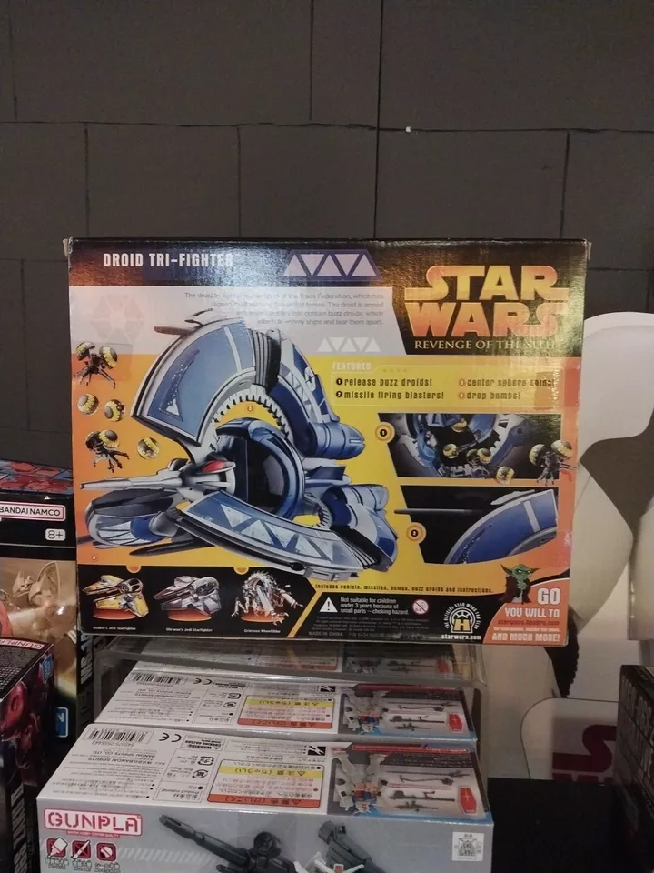 Star Wars Revenge Of The Sith Droid Tri Fighter 2005 NEW