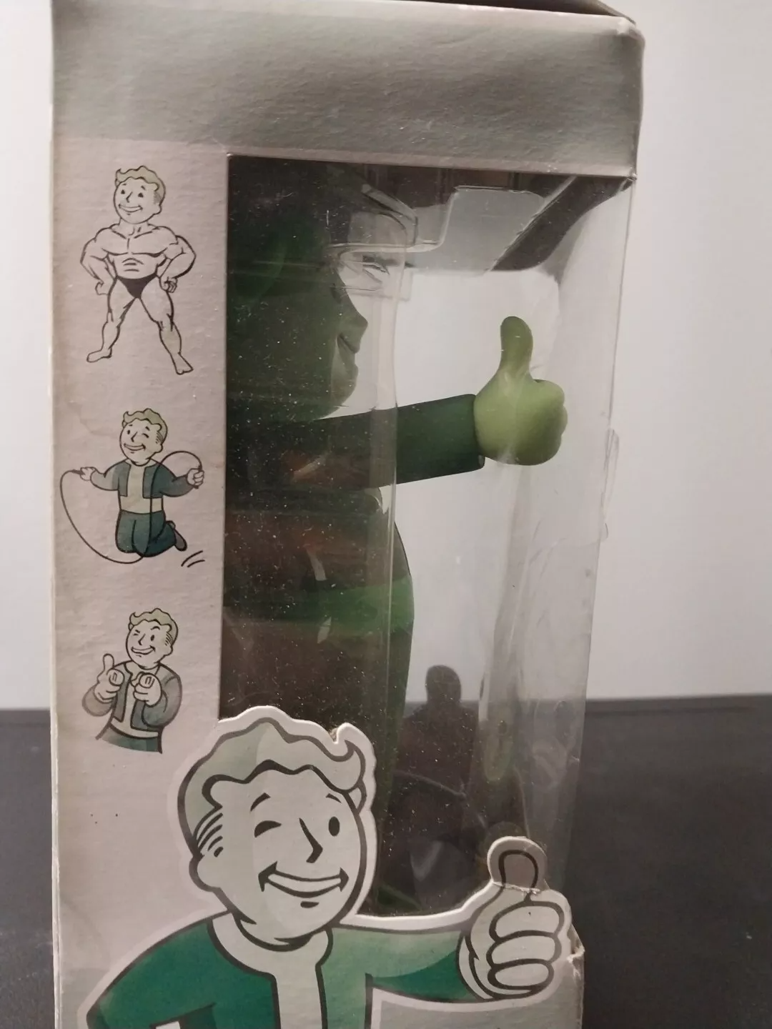 Funko Vinyl Figure-Other: Fallout - Vault Boy - (Green) - Emerald City Comic Con
