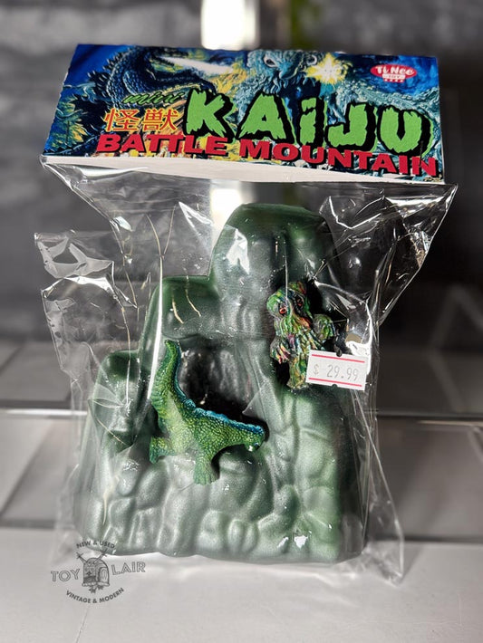 DIY Kaiju Battle Mountain Playset by Ti Nee Toys